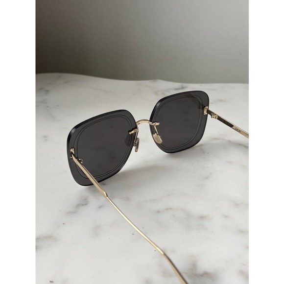 NEW Dior UltraDior SU Sunglasses in Dark Grey Gradient Lens - Picture 8 of 9